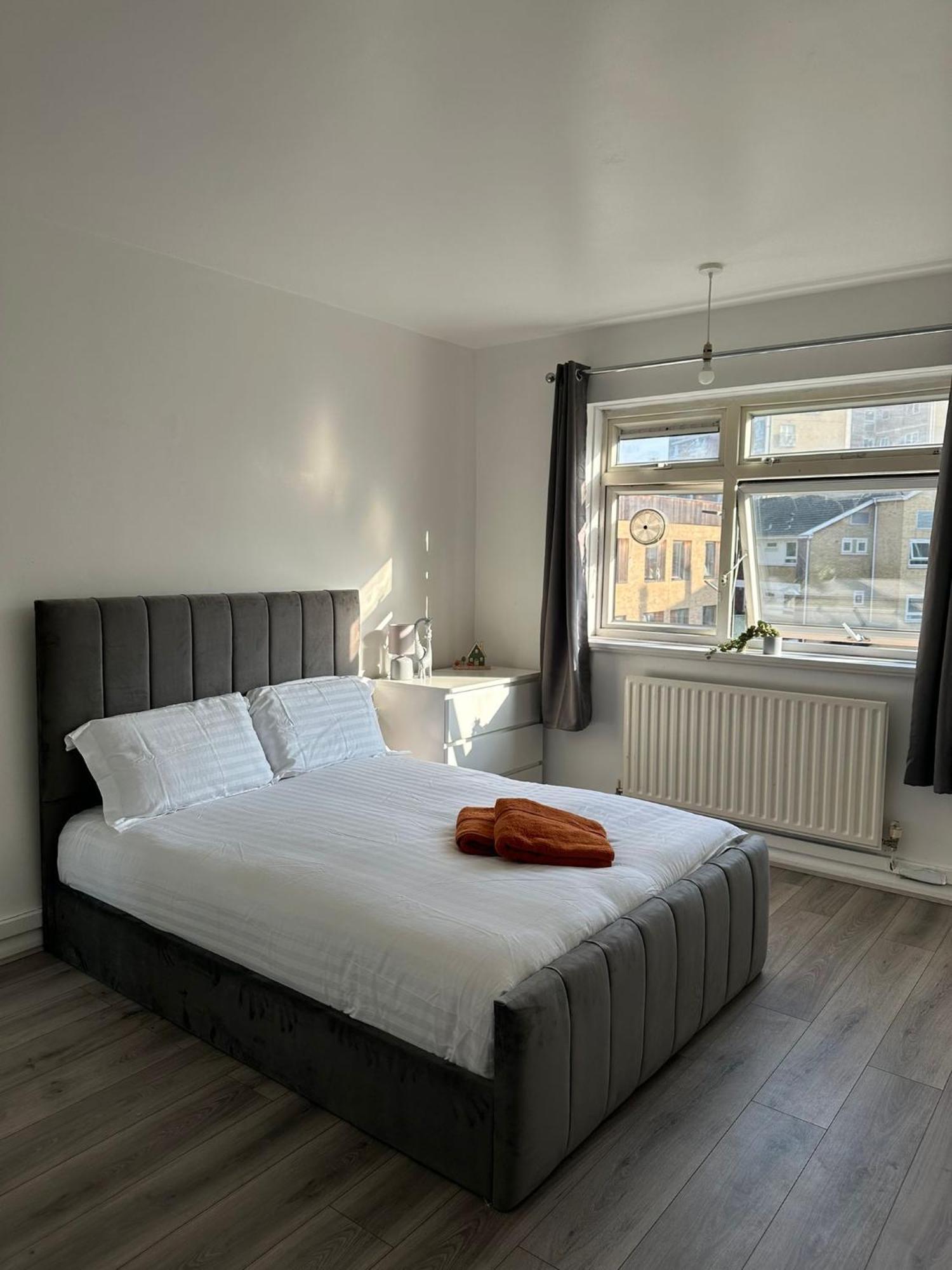 Modern Room In A 4 Bedroom Flat In London, Shared Bathroom! Zewnętrze zdjęcie