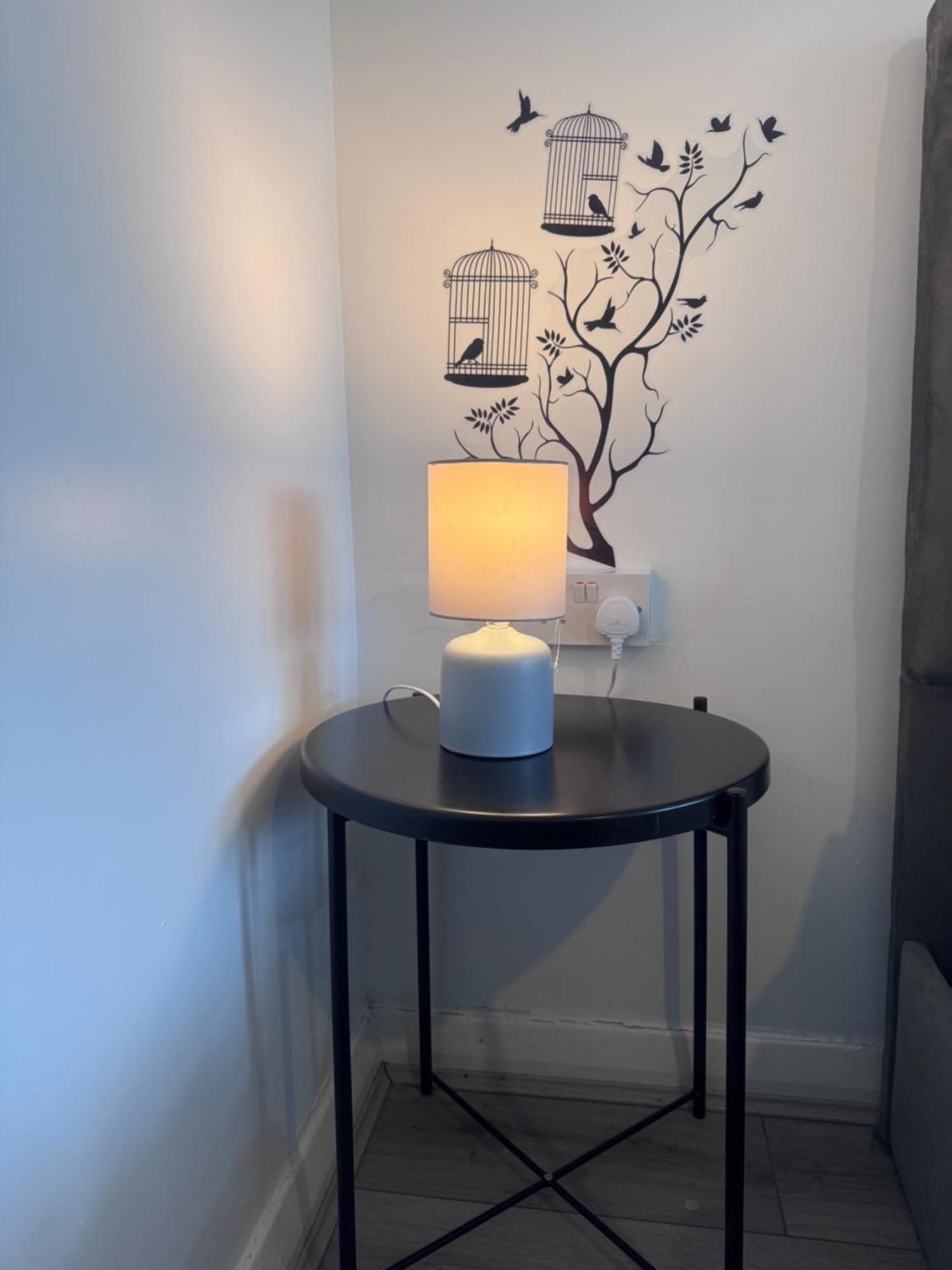 Modern Room In A 4 Bedroom Flat In London, Shared Bathroom! Zewnętrze zdjęcie